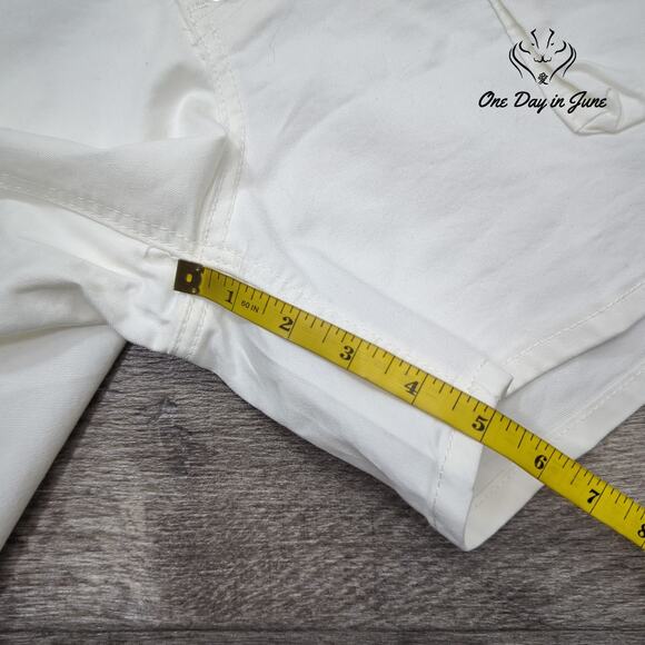 VIP Jeans Sculpting Stretch Shorts Size 21/22 - Picture 5 of 7